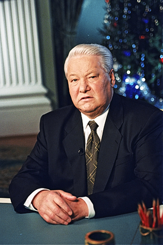 Файл:Борис Ельцин (во время обращения 31 декабря 1999 года).jpg