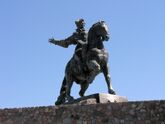 Памятник Императрице Елизавете Петровне в Балтийске[3]
