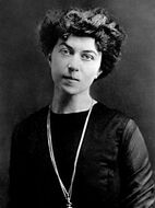 Александра Коллонтай — нарком государственного призрения (соцполитики) в первом правительстве РСФСР, первая в истории женщина-министр и одна из первых в мире женщин-послов
