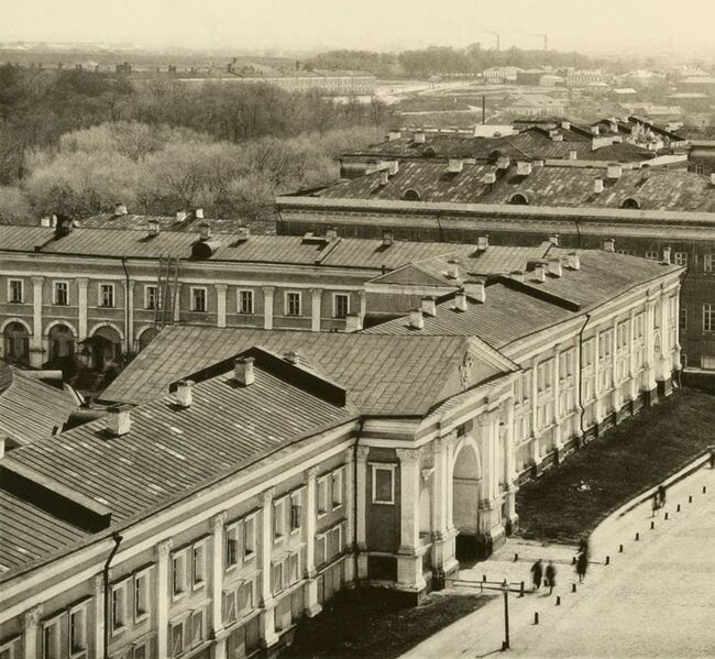 Файл:Лефортовский дворец 1883.jpg
