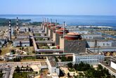 Запорожская АЭС (крупнейшая в Европе) и соседняя Запорожская ТЭС в Энергодаре