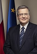 Bronisław Komorowski (2013).jpg