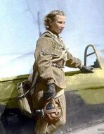Лидия Литвяк — герой ВОВ, первая и самая успешная женщина-ас в истории (первый сбитый женщиной самолет, 12 побед соло и 4 совместных)