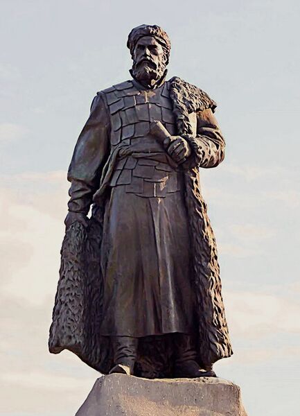 Файл:Памятник Хабарову.jpg