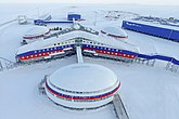 «Арктический трилистник» (Земля Франца-Иосифа) – самые северные военная база и капитальные здания в России и мире (80°47′38″ с.ш.)