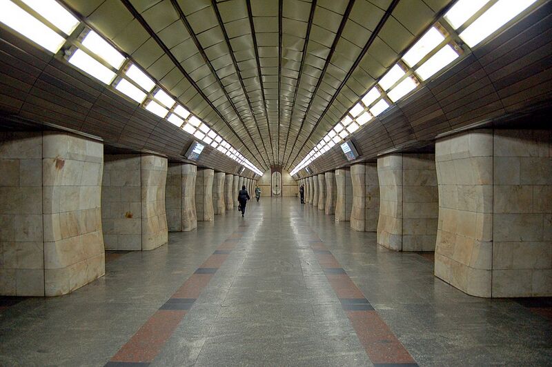 Файл:Станция метро «Кловская» (Киев).jpg