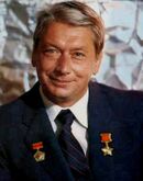 Борис Егоров - участник первого группового полета в космос (экипаж из трех человек), первый врач в космосе [8]