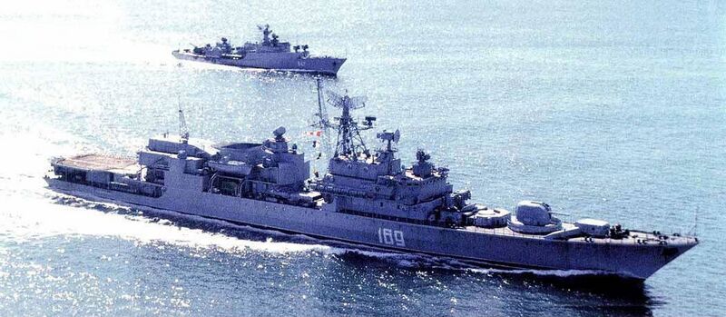 Файл:Корабль «Дзержинский» (фото, 1980-е).jpg