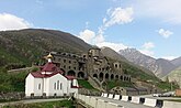 Аланский Успенский монастырь (Алагир) – самый высокогорный монастырь на территории России (1300 м)