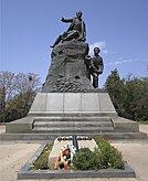 Памятник адмиралу Корнилову