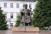 Памятник Юрию Долгорукому - основателю Костромы