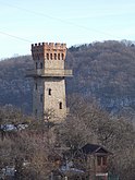 Сторожевая башня в Атажукинском саду в Нальчике
