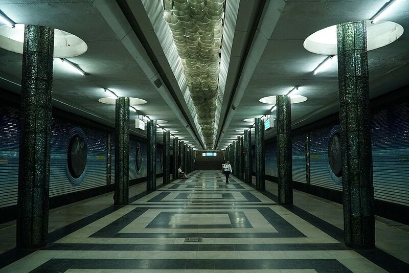 Файл:Станция метро «Космонавтов» (Ташкент).jpg