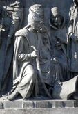Даниил Холмский — главный полководец Ивана III, присоединил Новгород в ходе двух войн (1471 и 1478 гг.), фактически руководил обороной Руси во время стояния на реке Угре в 1480 г. (окончательное свержение ордынского ига); впервые подчинил Казань (1487)
