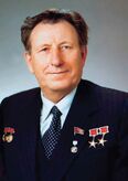 Владимир Уткин - создал ракету-носитель «Зенит», используемую на космодроме «Морской старт», а также межконтинентальные баллистические ракеты Р-36М «Воевода» и РТ-23 «Мо́лодец»