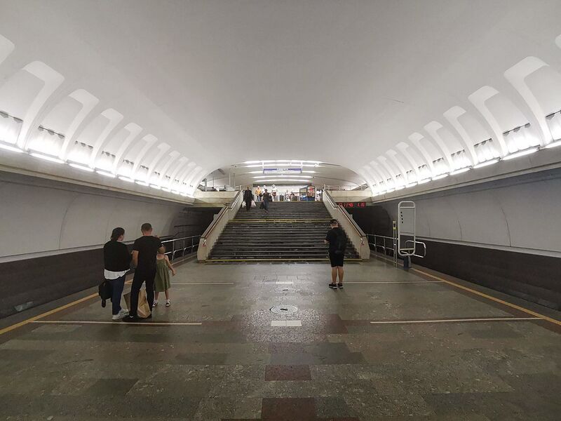 Файл:Станция метро «Восток» (Минск).jpg
