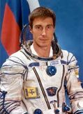 Сергей Крикалёв - рекордсмен по суммарному пребыванию в космосе (803 дня за 6 космических полетов), первым вылетел на борт МКС