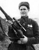 Василий Зайцев - знаменитый снайпер, в ходе Сталинградской битвы за 5 недель уничтожил 225 солдат и офицеров противника, включая 11 снайперов
