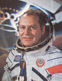 Герман Титов — первый сделал более одного витка по орбите и пробыл в космосе более суток; первый фотограф в космосе, самый молодой космонавт в истории *