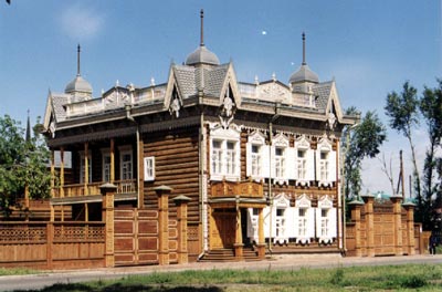 Файл:Кружевной дом в Иркутске.jpg