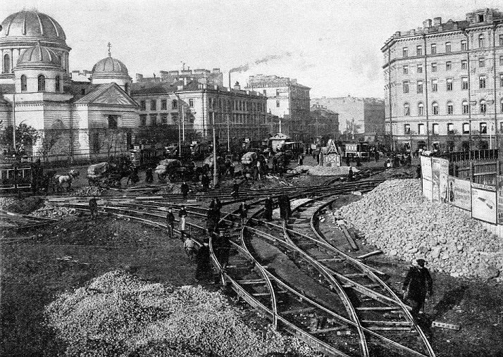 Файл:Строительство трамвайной развязки в Петербурге (1906).jpg