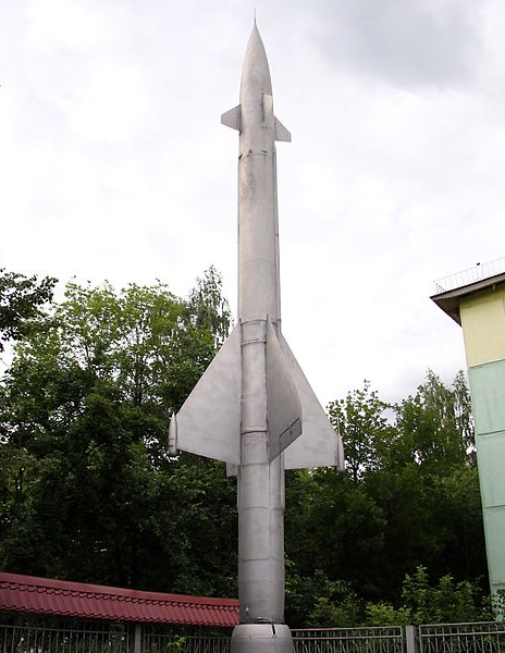 Файл:Зенитная ракета В-300 комплекса С-25 в музее ПВО Москвы.jpg
