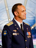 Анатолий Квочур — лётчик-испытатель, впервые показал фигуру высшего пилотажа «колокол»