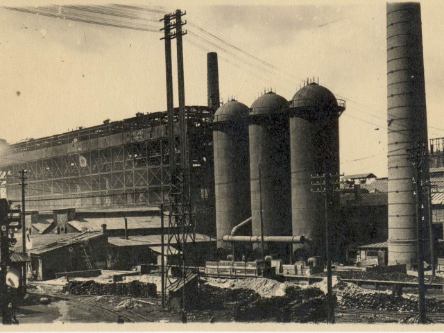 Файл:Доменный цех Надеждинского металлургического завода (начало XX века).jpg