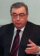 Евгений Примаков — глава МИД и премьер-министр России в конце 1990-х, начал возрождение государственности, экономики и независимой внешней политики