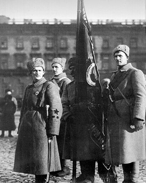 Файл:Выпускники курсов командиров Красной Армии (фото, 1919).jpg