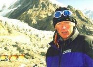 Анатолий Букреев — провёл ряд рекордных скоростных и соло-восхождений на главные вершины СССР и гималайские восьмитысячники, спас 3 человек во время трагедии на Эвересте 1996 года, погиб на Аннапурне