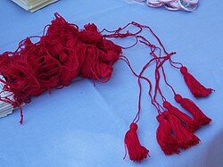 Ула́н зала́ — национальная красная кисточка на мужской головной убор