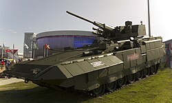 Парк культуры и отдыха ВС РФ «Патрио́т» под Кубинкой (музеи истории и военной техники, памятники и храм)*