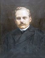 Алексей Шахматов — филолог и историк, основоположник древнерусской текстологии, крупнейший исследователь русского летописания; главный разработчик реформы русской орфографии 1918 года (основные положения были приняты в 1912 г., началась экспериментальная печать книг в новой орфографии)