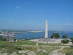 Гора Митридат и обелиск Славы в Керчи