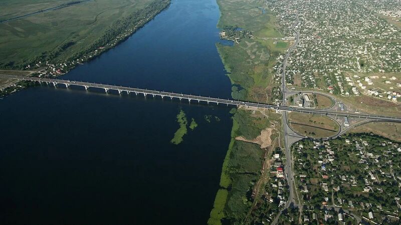 Файл:Антоновский мост (автодорожный) через Днепр.jpg