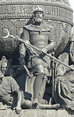 Дмитрий I Донской — объединил Московское и Владимирское княжества, построил первый каменный кремль в Москве, победил золотоордынцев в Куликовской битве (1380); святой
