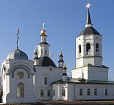 Казанская церковь и часовня Фёдора Кузьмича Богородице-Алексеевского монастыря