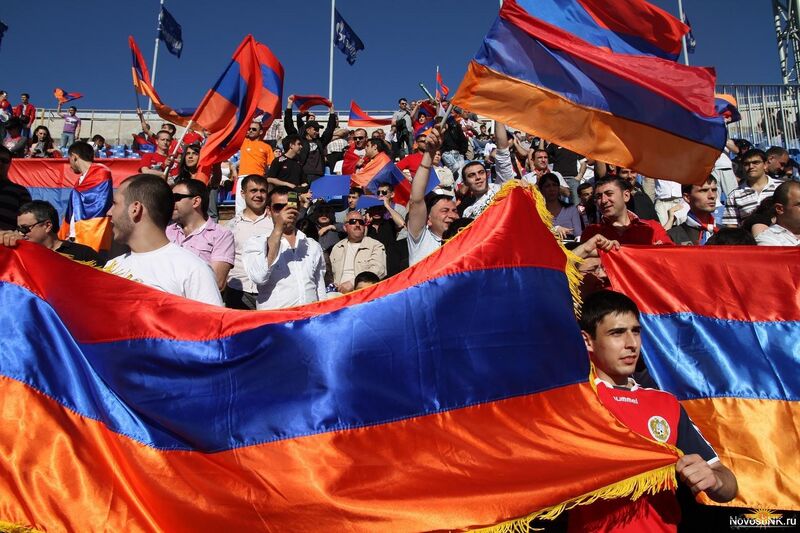 Файл:Armenia revolution.jpg