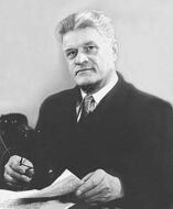 Павел Черенков — нобелевский лауреат по физике, изобрёл черенковский детектор и открыл излучение Черенкова (эффект Черенкова)