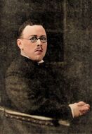 Семён Айзенштейн — инженер, создал первую крупную компанию по выпуску радиотехники в РИ – РОБТиТ (1908), которая начала производить радиостанции для армии (1910), построила более половины мощных радиостанций РИ, произвела первые в стране радиолампы (1914), оборудовала Шаболовскую радиобашню (1919)