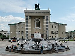 Театр оперы и балета в Улан-Удэ