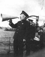 Николай Эссен — адмирал, герой войны с Японией и обороны Порт-Артура (1904), командующий БФ (1909–1911, 1914–1915), организовал морскую оборону на Балтике в начале ПМВ (минные заграждения не дали пройти немецкому флоту, в том числе в ходе обороны Рижского залива в 1915 г. и Финского залива в 1916 г.)