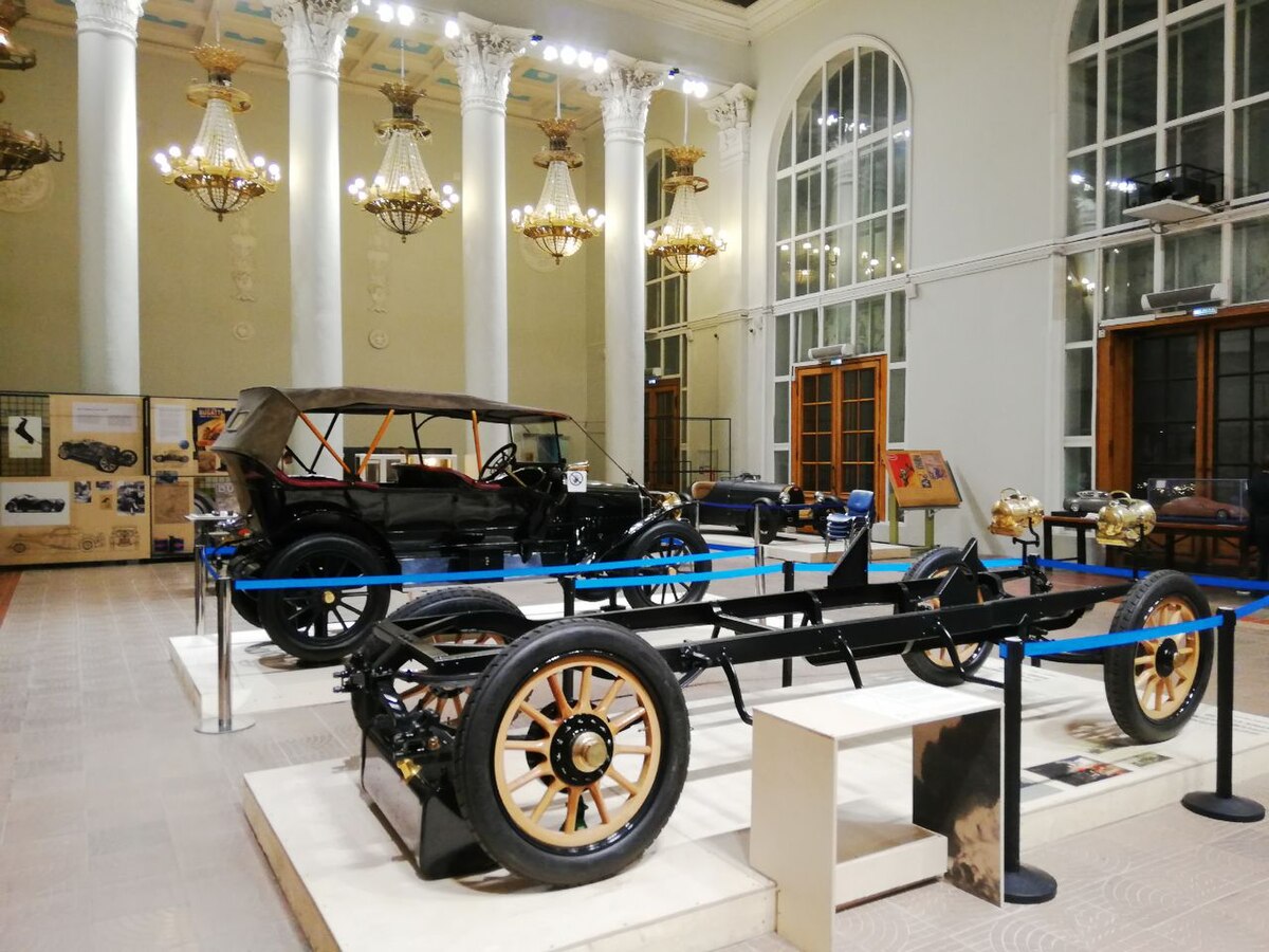 детский центр автомобильного дизайна в политехническом музее