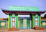 Ворота Музея народов Забайкалья в Улан-Удэ