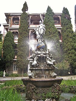 Фонтан "Богиня Ночь" в Гурзуфе