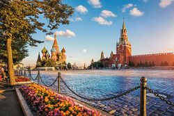 Московский Кремль и Красная площадь.jpg