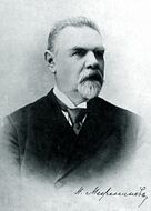 Николай Меженинов — инженер, строитель ж/д Джанкой-Феодосия (1889–1892) и Средне-Сибирской ж/д (1892–1899, часть Транссиба от Оби до Иркутска с веткою на Томск) – на этой линии возникли города Новосибирск, Юрга, Тайга, Анжеро-Судженск, Боготол, Уяр, Заозёрный, Иланский, Тайшет, Алзамай, Тулун, Зима