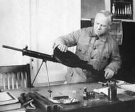 Василий Дегтярёв — изобретатель автоматического карабина, разработчик пулемета Дегтярева и пистолета-пулемёта ППД времен ВОВ