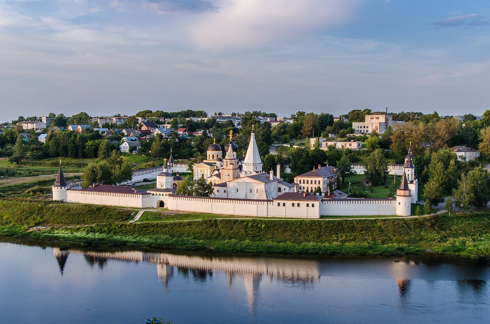 Монастырь панорама